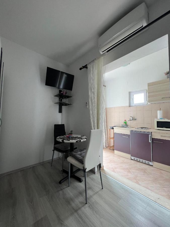Apartment Lira 2 Mlini Exterior photo